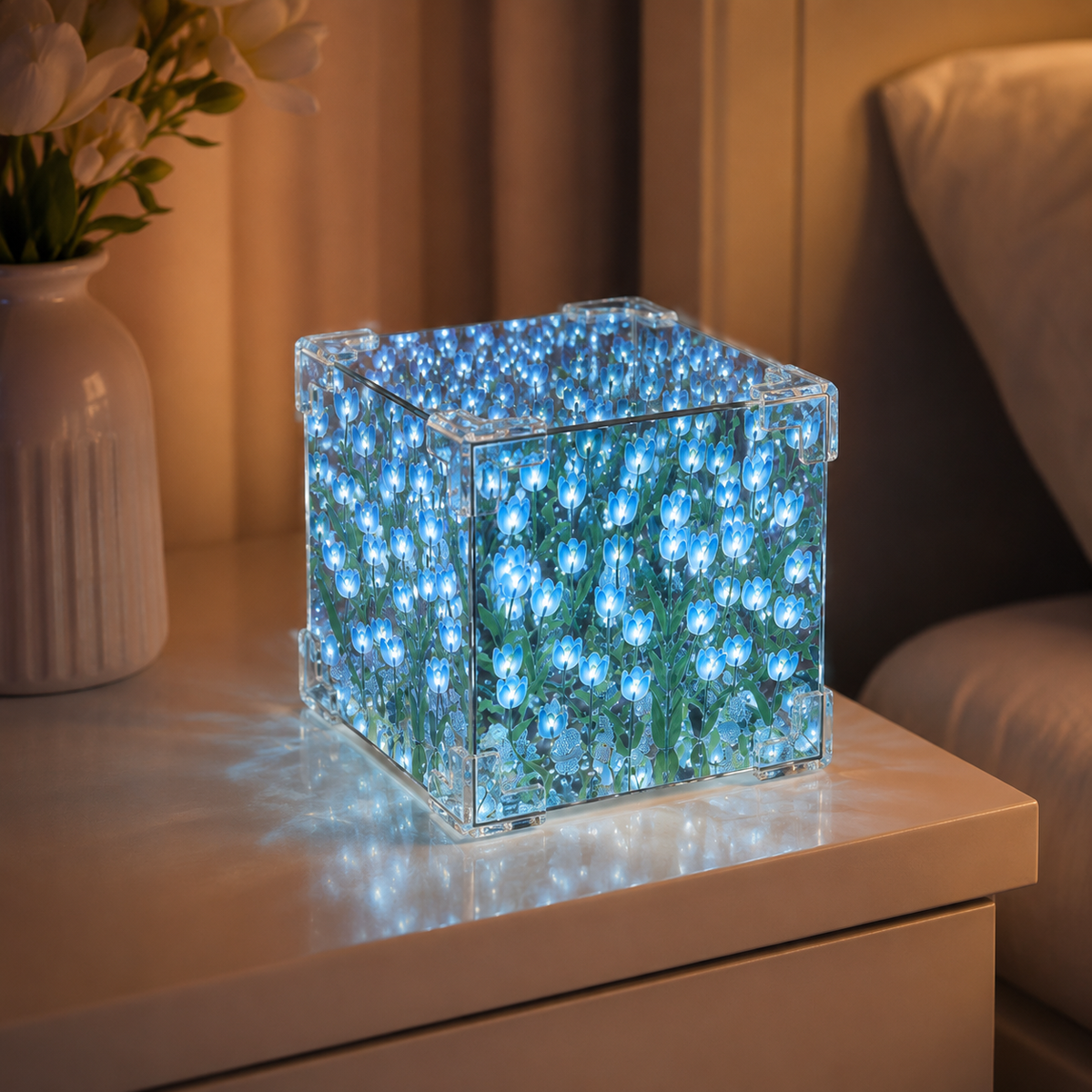 Infinite Petals Cube